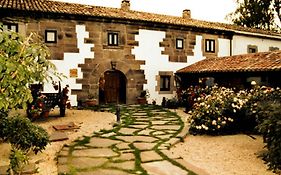 La Casa De Las Brujas 4*