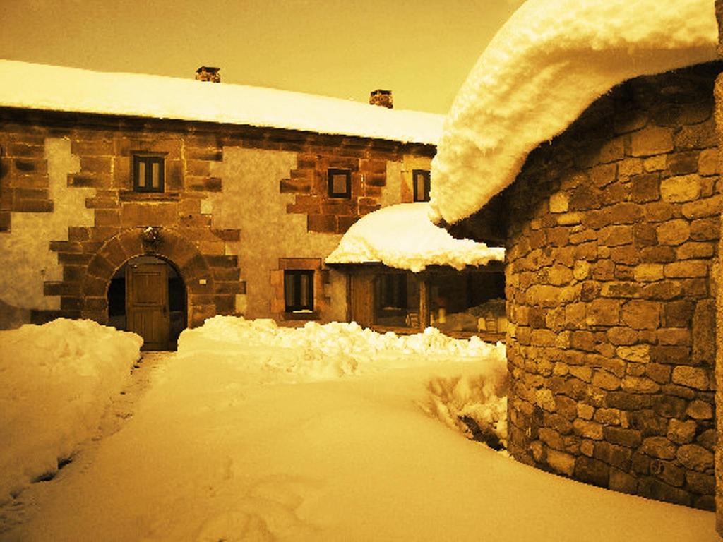 Hôtel La Casa De Las Brujas à Barrio  Extérieur photo