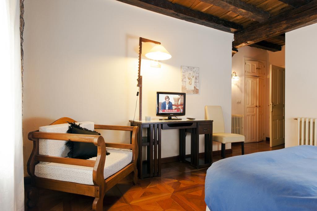 Hôtel La Casa De Las Brujas à Barrio  Extérieur photo